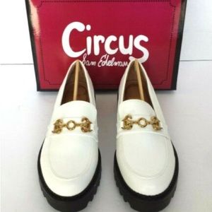 Women's Taelor Chained Lug-Sole Loafers